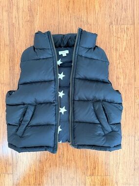 Zef Paris Black Down Puffer Vest – Kids Size 6Y (Fits Small)